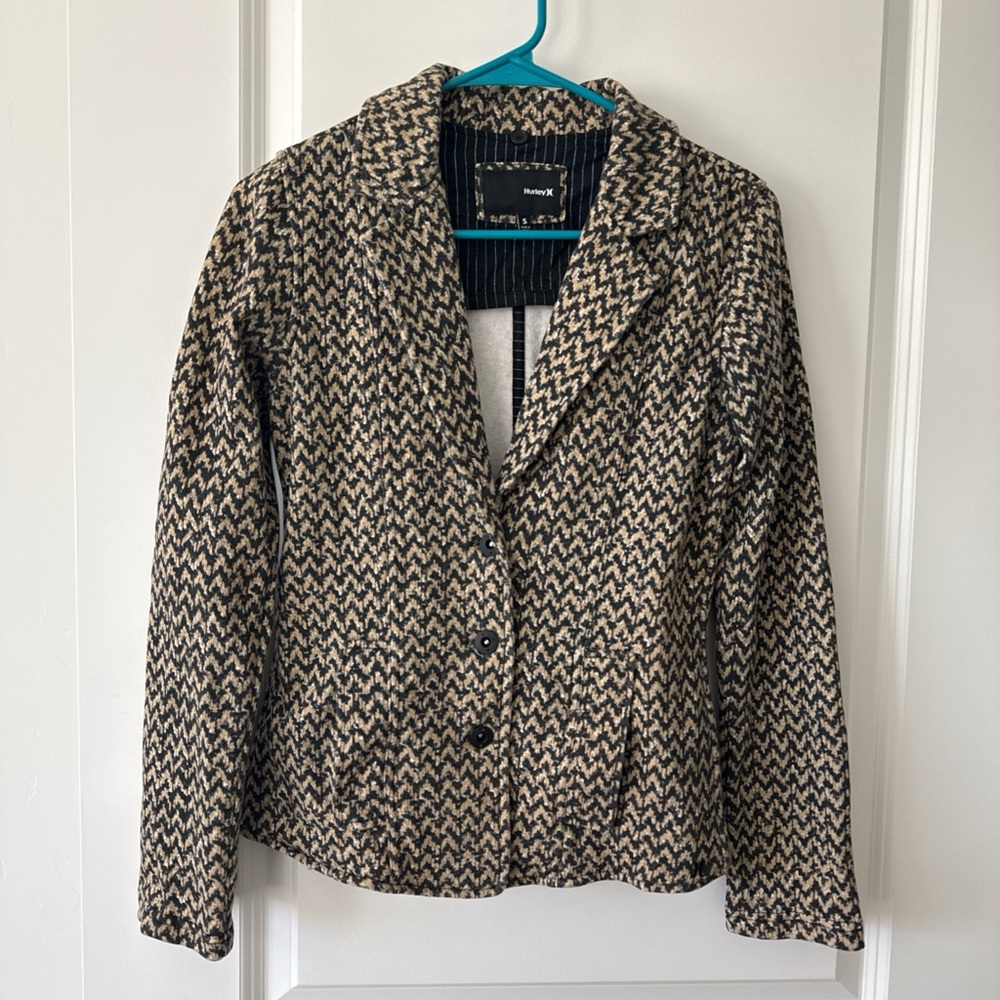 Hurley Black and Tan Patterned Blazer